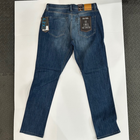 NWT DUER Mens Performance Denim Relaxed Fit Galactic Wash - Picture 3 of 8